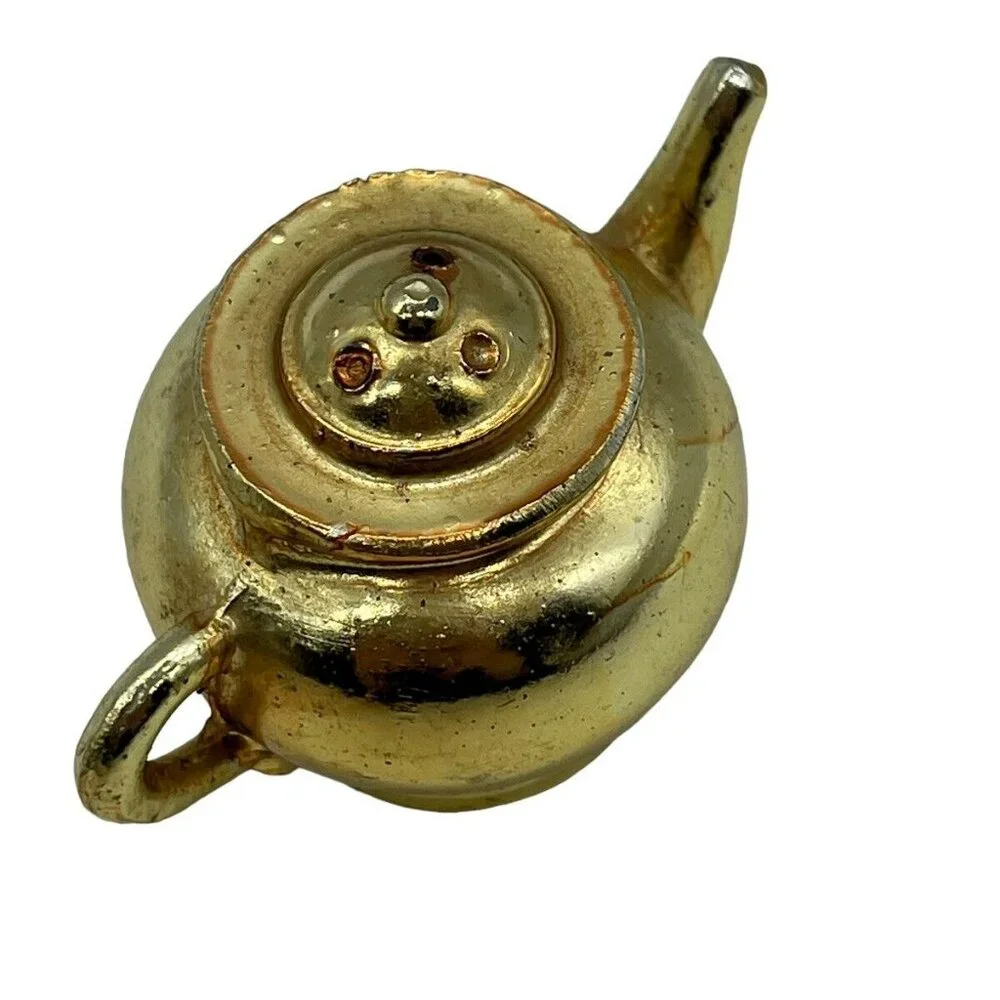 Vintage Tea Pot‎ Belly Stove Salt Pepper Shakers Gold Tone Metal